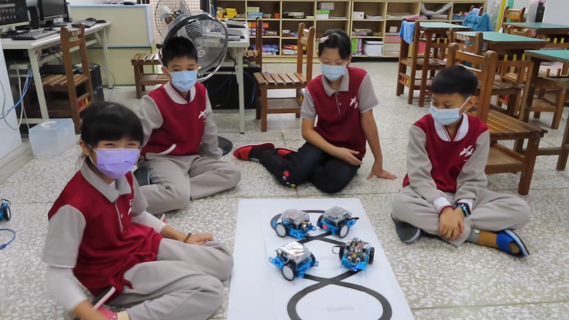 【五年級】設計思考-會走路的機器人(內有影片分享)