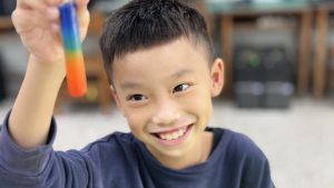 Read more about the article 【三年級】發現科學–液體彩虹
