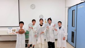 Read more about the article 【六年級】科學實驗王–師大原子科學實驗
