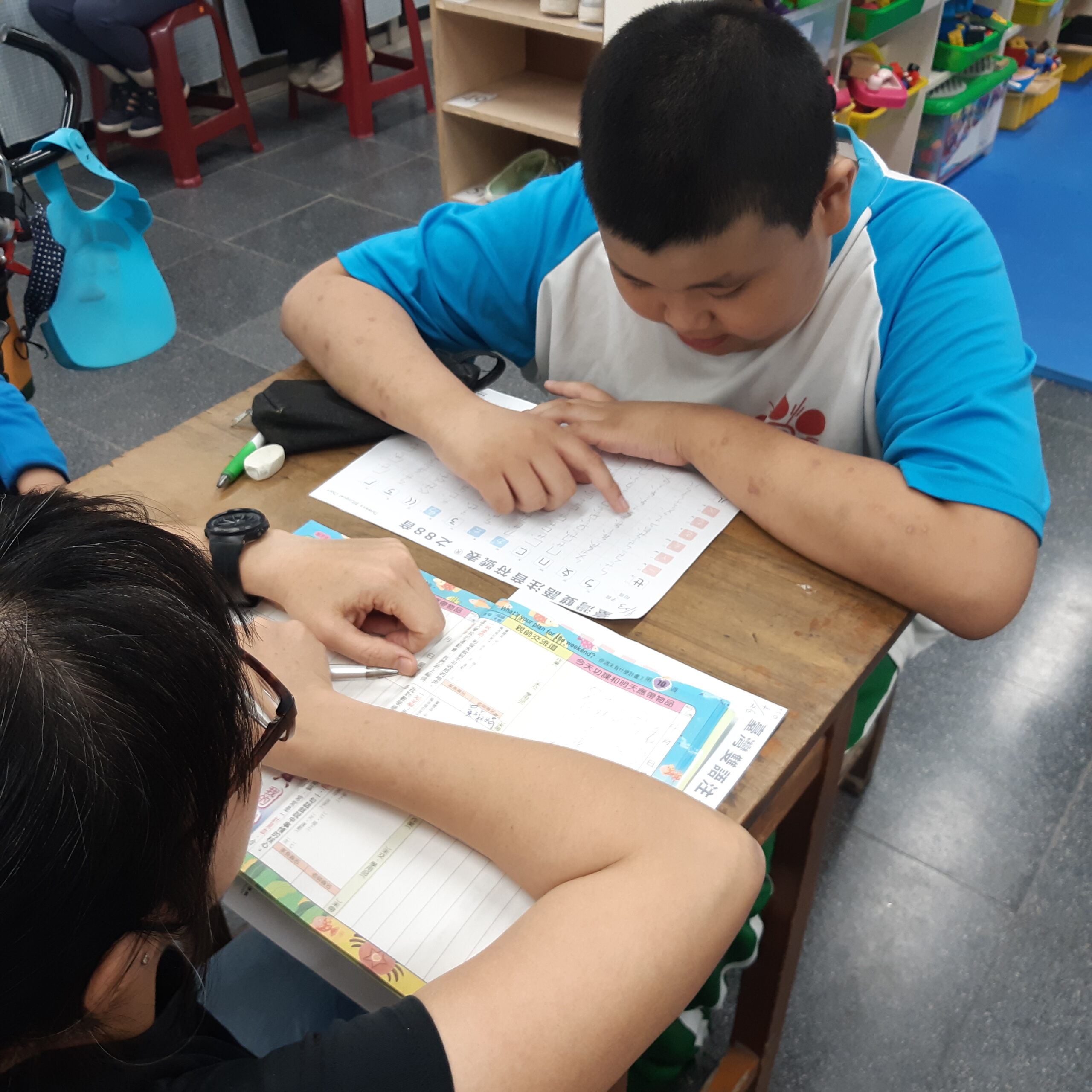 20210427《臺灣雙語教學》9歲學生利用母語注音符號練習說出英語88音