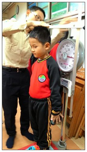 1040224身高體重視力測量