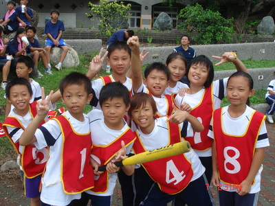 97年鎮長盃樂樂棒球比賽精采內容