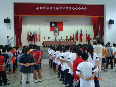 97年鎮長盃樂樂棒球比賽精采內容