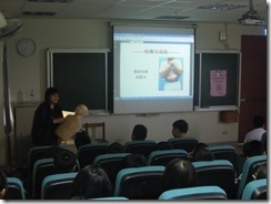 4-3-2-秀雯-在校內籌組急救社團活動照片-2
