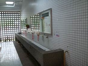 clip_image004