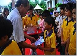 clip_image004