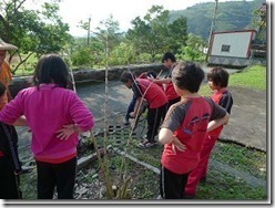 clip_image004