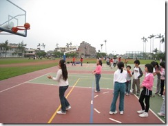 980223basketball-10