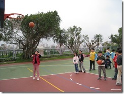 980223basketball-22