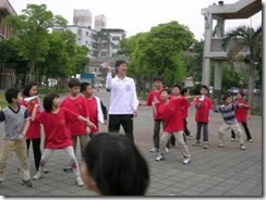 clip_image002