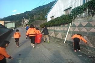 clip_image004