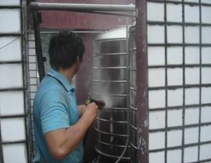定期清洗水塔